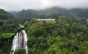 Hunasfalls Hotel